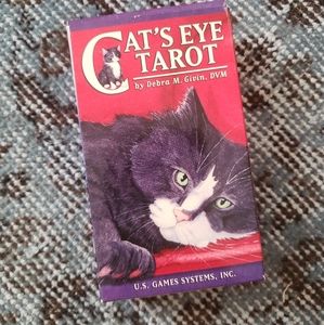 Cat's Eye Tarot Deck
